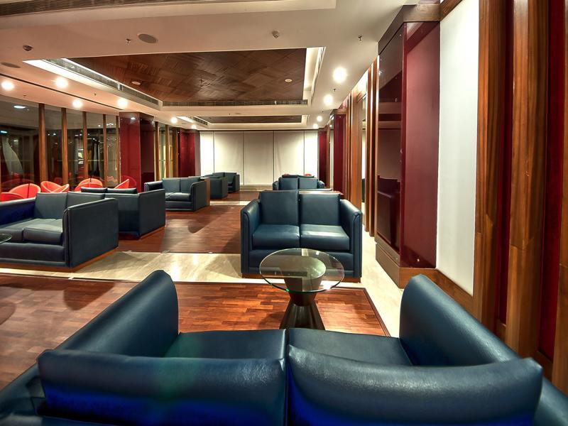 The Golden Plaza Hotel Panchkula Ngoại thất bức ảnh