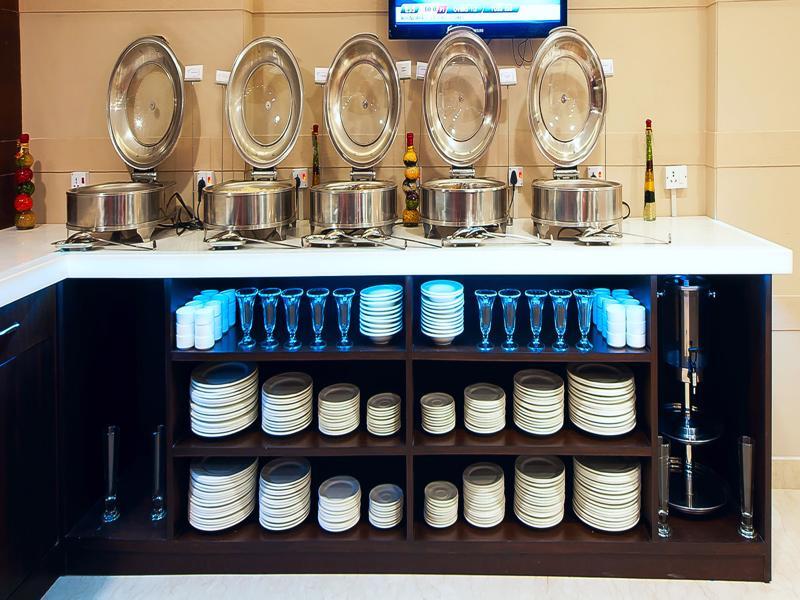 The Golden Plaza Hotel Panchkula Ngoại thất bức ảnh